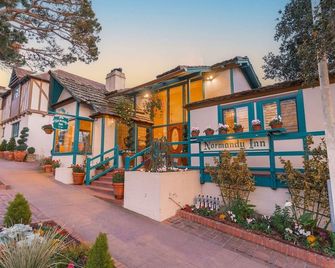 Normandy Inn - Carmel-by-the-Sea - Edificio