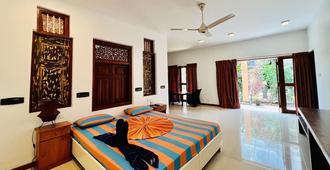 Gomez Place - Negombo - Bedroom