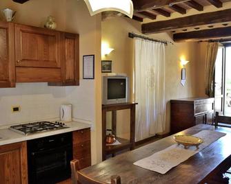 Belvilla By OYO Villa Roseto - Poggioni - Cocina