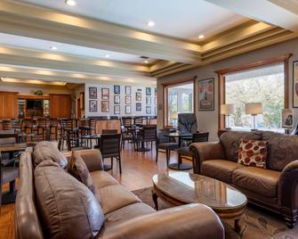 Best Western Plus Thousand Oaks Inn - Thousand Oaks - Bar