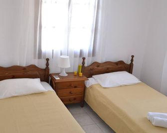 Floralia - Karterados - Habitación