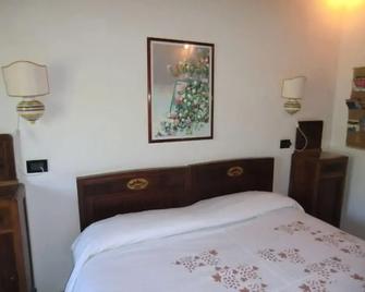 Agriturismo Ca'de'Gatti - Faenza - Camera da letto