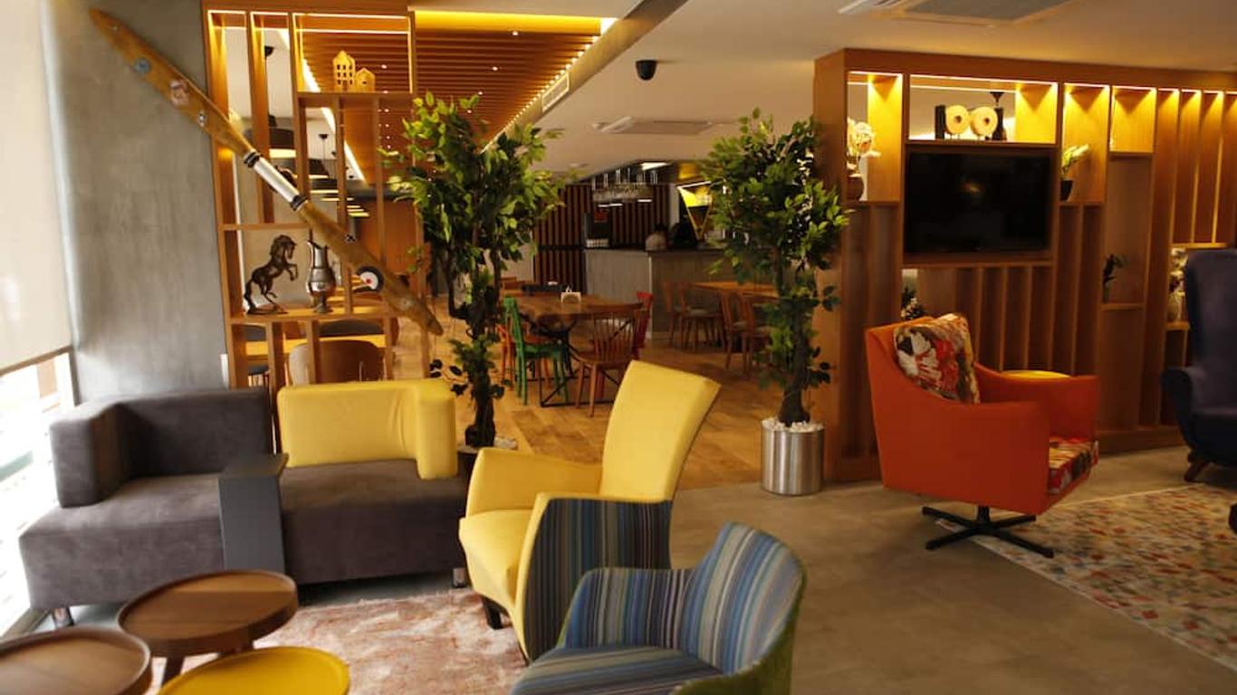 Sapko Airport Hotel