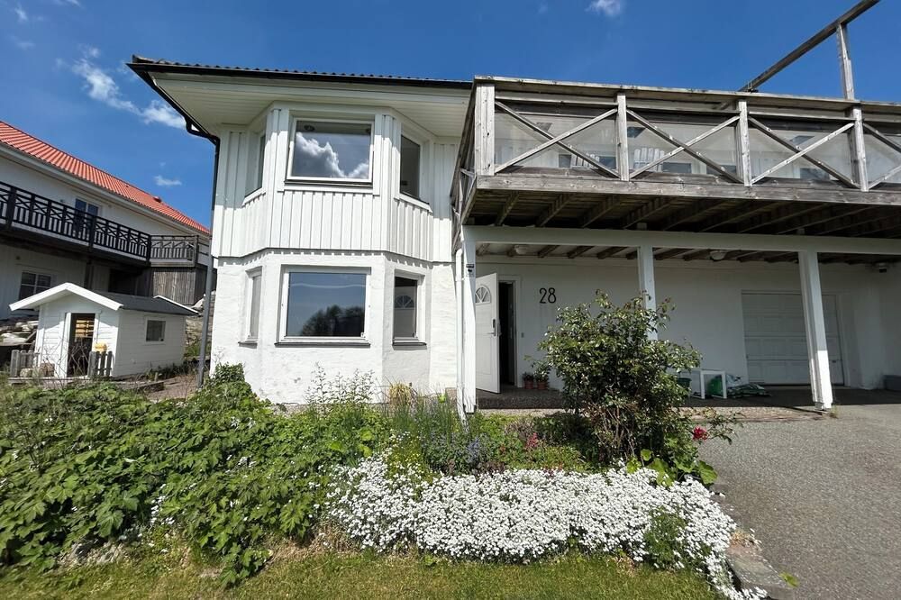 House in Hällsvik with ocean view - Torslanda - Rakennus