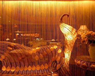 Grand Boss Hotel - Yilan City