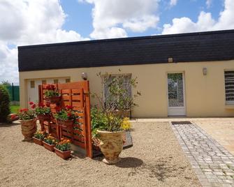 Comfortable gite 10 minutes' walk from the sea and town center - Carantec - Edificio