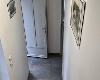 cottage for 6 people in the center of Graçay - Nohant-en-Graçay - Pasillo