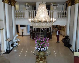 Portaluna Hotel & Resort - Jounieh - Lobby