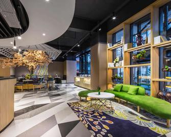 ibis Styles Kunming Nanping Hotel - Kunming - Lobby