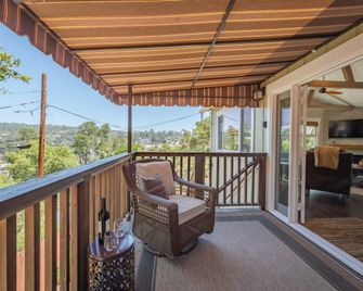 Moonglow Cottage - 坎布里亞 - 陽台