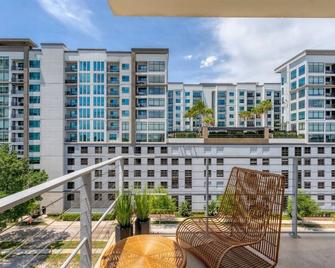 Beautiful Downtown Condo 1 Bed 1 Bath - Orlando - Edifici