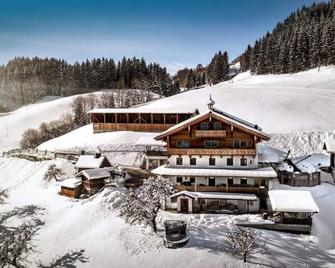 Kaferhof Apartment With View - Bramberg am Wildkogel - Gebäude