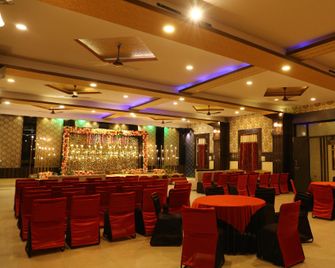 Hotel Gk Jain - Guna - Restaurant