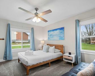 Fishing & Skate Park, 10 mins to Ark, Sleeps 14 - Dry Ridge