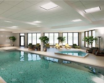 Quality Inn & Suites Témiscouata-sur-le-Lac - Notre-Dame-du-Lac - Pool