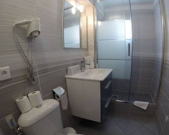Hôtel Les Palmiers en Camargue - Saintes-Maries-de-la-Mer - Baño
