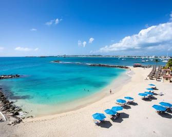 Hilton Vacation Club Flamingo Beach St. Maarten - Simpson Bay - Strand