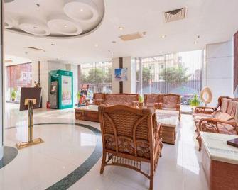 Eclat Business Hotel - Taiyuan