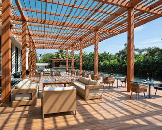 Four Points by Sheraton Wuchuan, Loong Bay - Zhanjiang - Patio