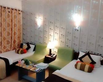 Hotel Hotel Shelton Inn D.G Khan - Dera Ghazi Khan - Bedroom