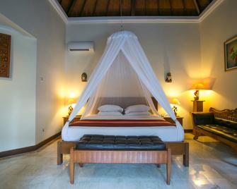 Parigata Villas Resort - Denpasar - Bedroom