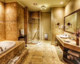 Hotel Brossard, an Ascend Collection Hotel - Brossard - Bathroom