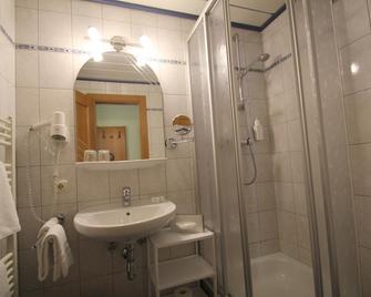 Hotel Gasthof Edelweiß - Saint Jakob In Defereggen - Bathroom