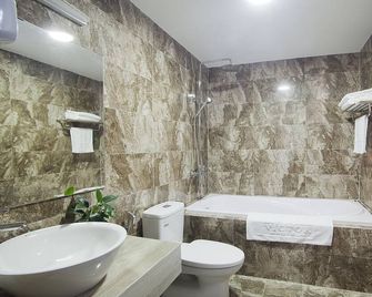 Victor Hanoi Hotel - Hanoi - Baño