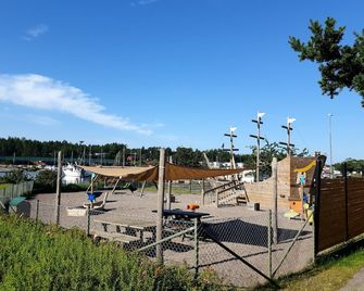 Segelfartyget Libelle - Borgholm - Vista esterna