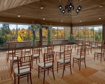 Valley River Inn - Eugene