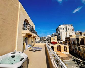 Gillieru Harbour Hotel - Saint Paul’s Bay - Balcony