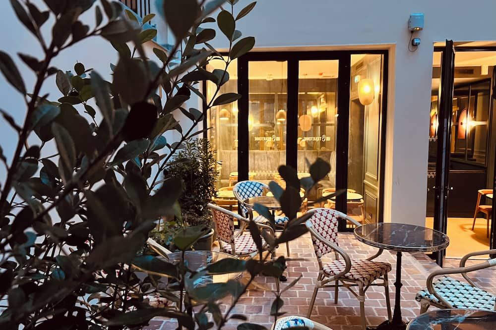 هوتل لو 6 تيكيتون