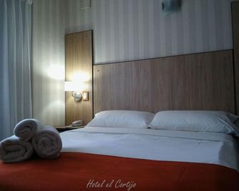 Hotel El Cortijo - Neuquén - Bedroom