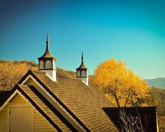 Hounds Tooth Inn - Oakhurst - Udsigt