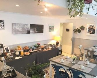 Le Castelet - Saintes-Maries-de-la-Mer - Buffet