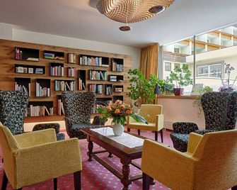 Thermenwelt Hotel Pulverer - באד קליינקירכהיים - טרקלין