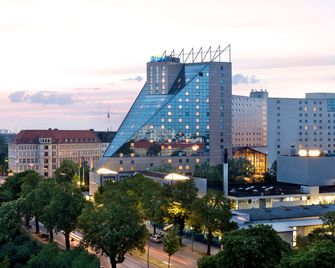 Estrel Hotel Berlin - برلين - مبنى