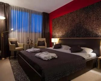 Zoo Hotel - Osijek - Bedroom