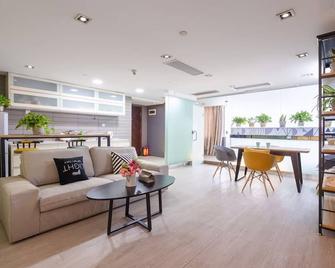 Shezhen Duwel Service Apartment Futian - Shenzhen - Living room