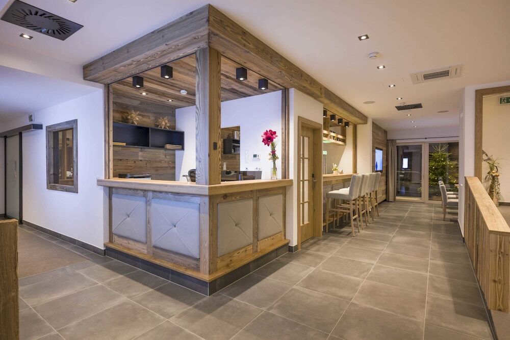 ألبينهوف هوتل جارني سوبريم