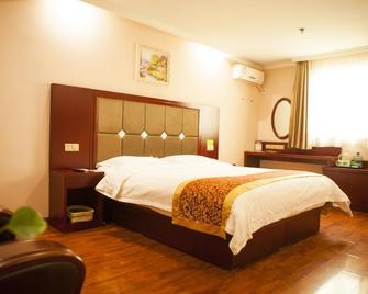 Greentree Inn Taiyuan Jianshe (S) Road Inner Ring Express Hotel - Taiyuan - Slaapkamer