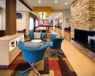 Fairfield Inn & Suites by Marriott Indianapolis Airport - Ιντιανάπολη - Σαλόνι ξενοδοχείου