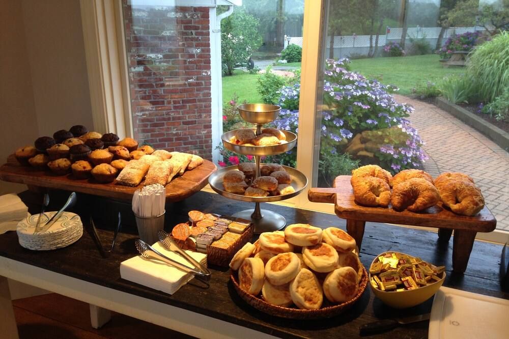 Seaglass Inn & Spa - Provincetown - Buffet