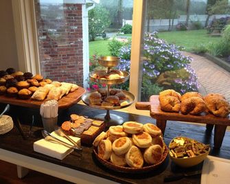Seaglass Inn & Spa - Provincetown - Buffet