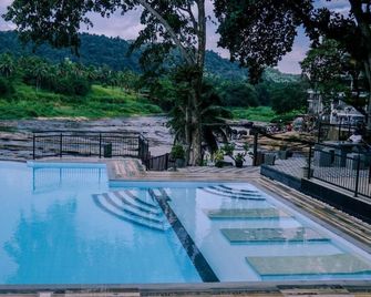 Hotel Elephant Bay - Pinnawala - Pool