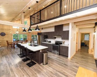 Chalet La Sucrière - 4 bedrooms - Lac-aux-Sables - Cuisine