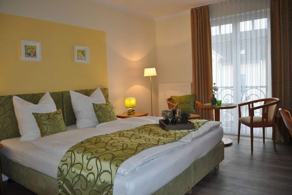 Landhotel Gillenfelder Hof - Gillenfeld - Bedroom