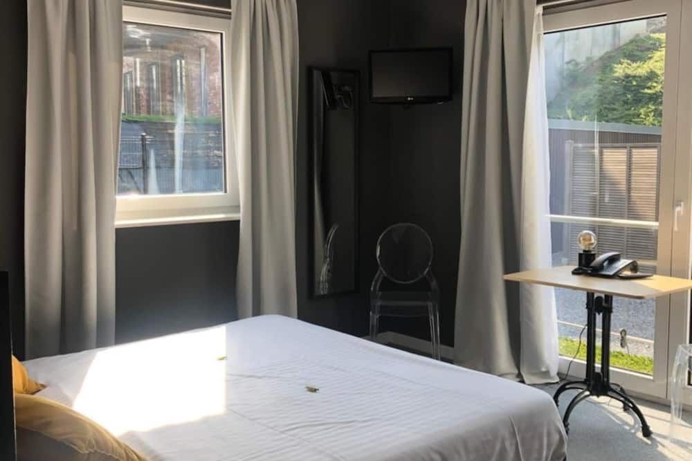 New Hotel De Lives