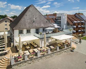 Bodensee-Hotel Kreuz - Uhldingen-Mühlhofen - Building
