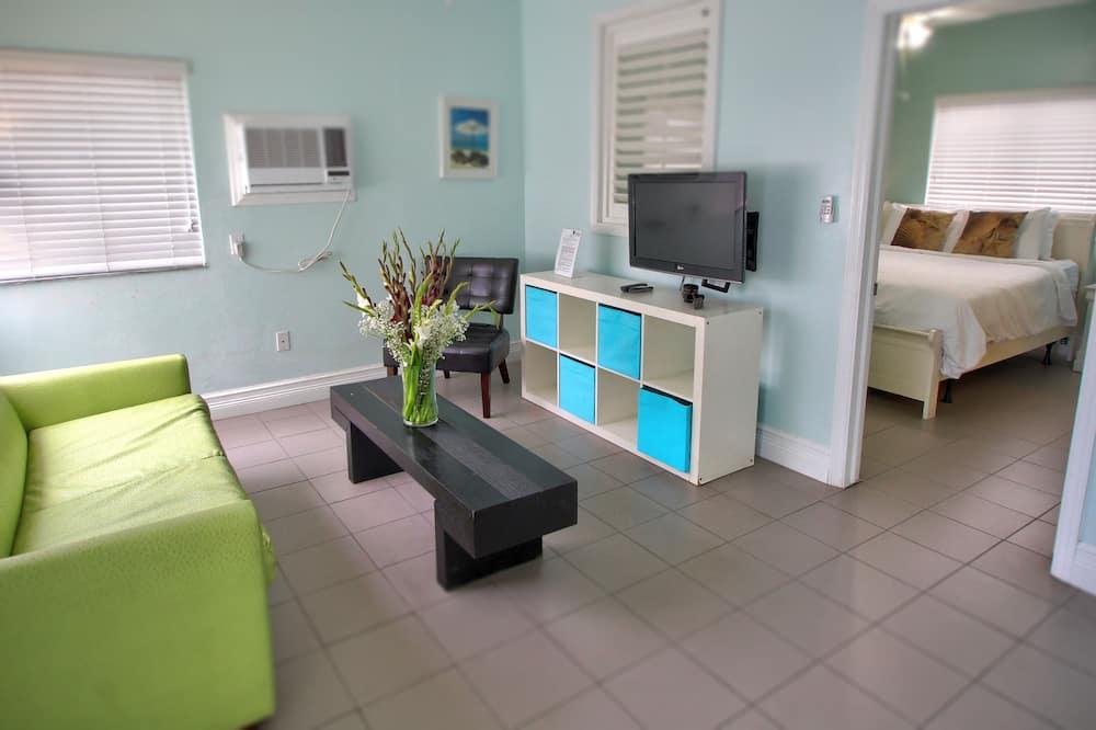 Hollywood Beachside Boutique Suites C 90 C 3 9 8